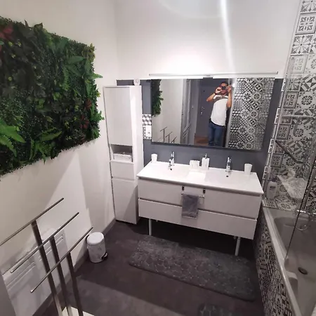 Bel De 1 A 7 Personnes *