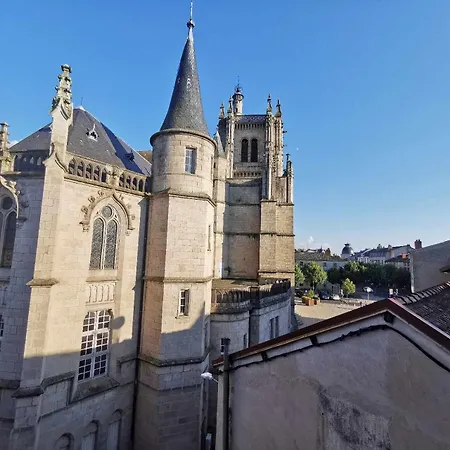 Bel De 1 à 7 Personnes Ambert