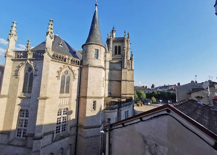 Bel De 1 à 7 Personnes Ambert